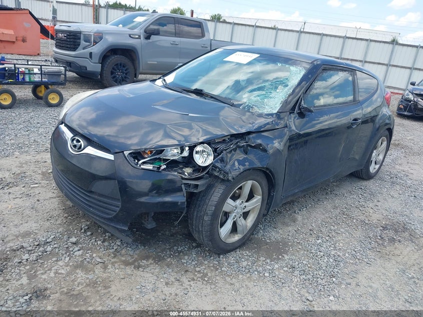 2015 HYUNDAI VELOSTER HATCHBACK 1.6L I-4 DI, DOHC, VVT, 132HP