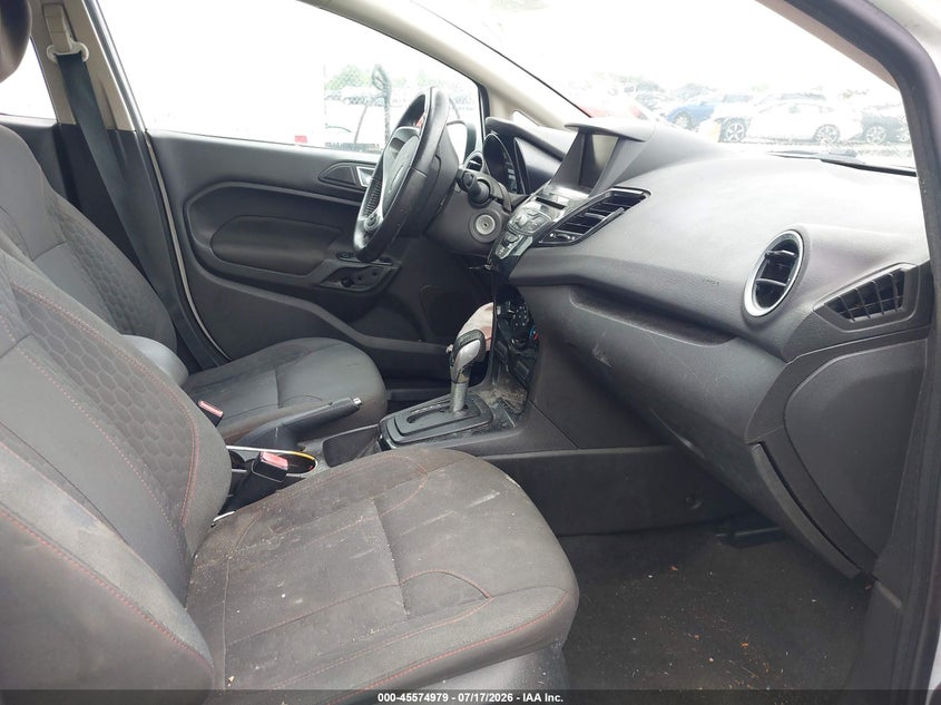 2014 FORD FIESTA auction photo 5