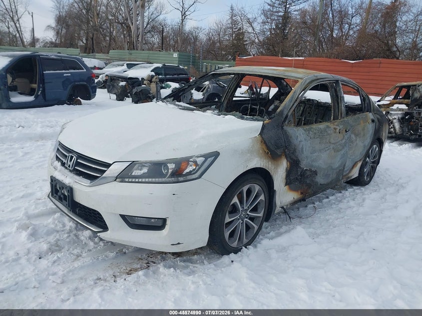 2015 Honda Accord, Interior Burn, IAAI, VIN 1HGCR2F5XFA273811 — фото 2