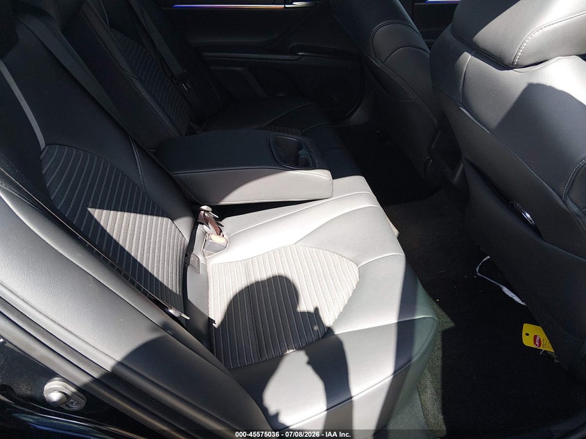 2019 TOYOTA CAMRY auction photo 8