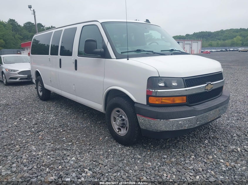 Vin: 1gazgpff2h1272622, lot: 46073430, chevrolet express 3500 lt 2017 img_1