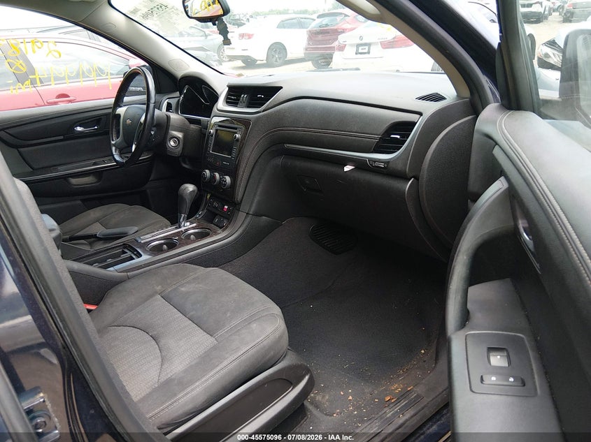 2017 CHEVROLET TRAVERSE auction photo 5
