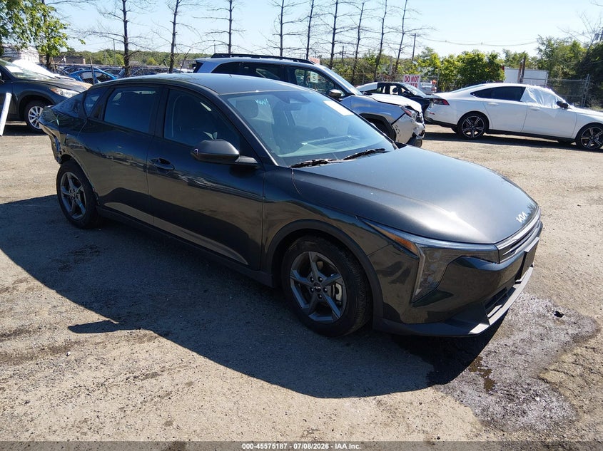 Vin: 3kpft4de1se037261, lot: 46073540, kia k4 lxs 2025 img_1