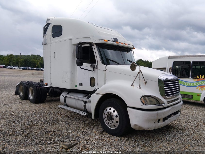 2007 FREIGHTLINER CONVENTIONAL auction photo 1