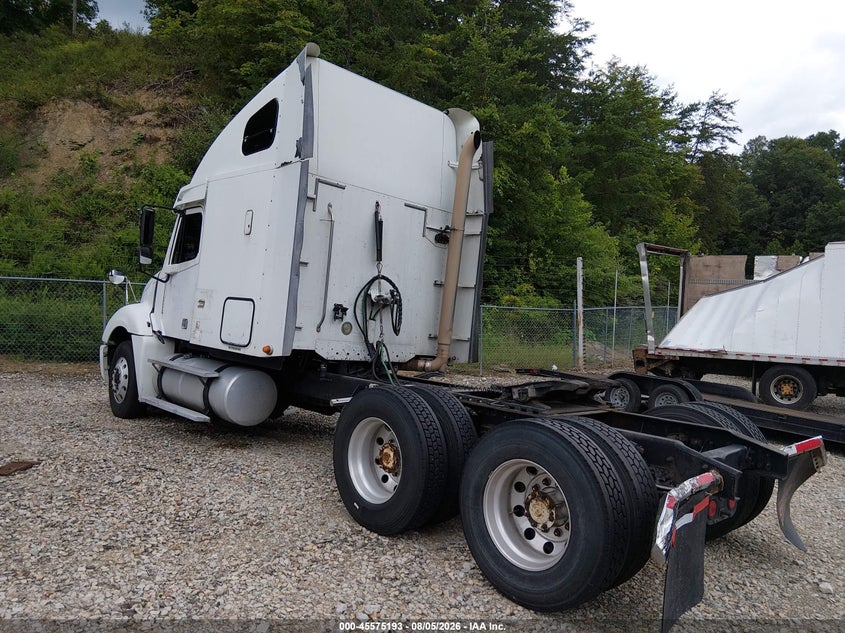 2007 FREIGHTLINER CONVENTIONAL auction photo 3