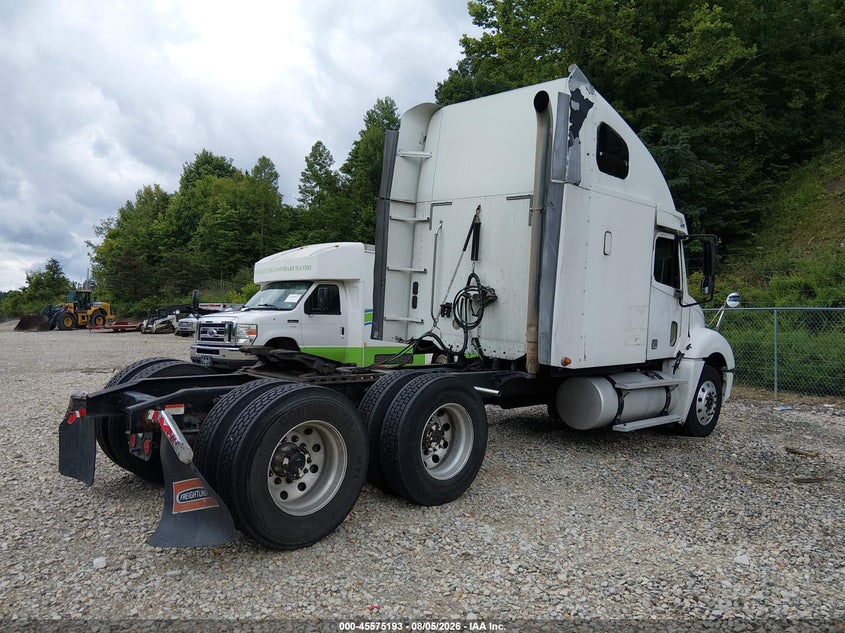 2007 FREIGHTLINER CONVENTIONAL auction photo 4