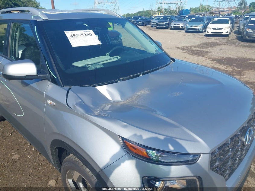 2026 Hyundai Venue Sel VIN: KMHRC8A37TU439923 Lot: 45575200
