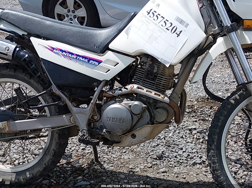 1992 Yamaha Xt225 VIN: JYA4BEE09NA001744 Lot: 45575204