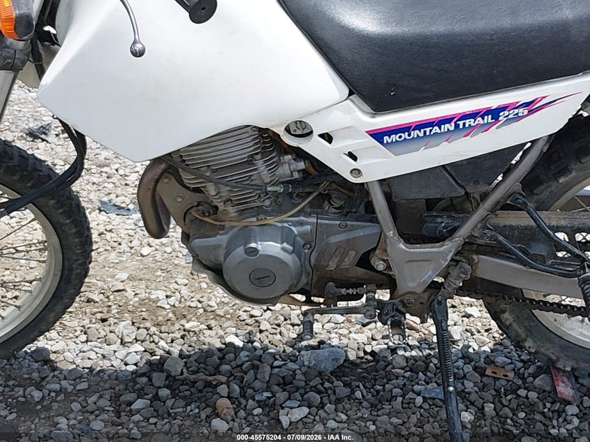 1992 Yamaha Xt225 VIN: JYA4BEE09NA001744 Lot: 45575204