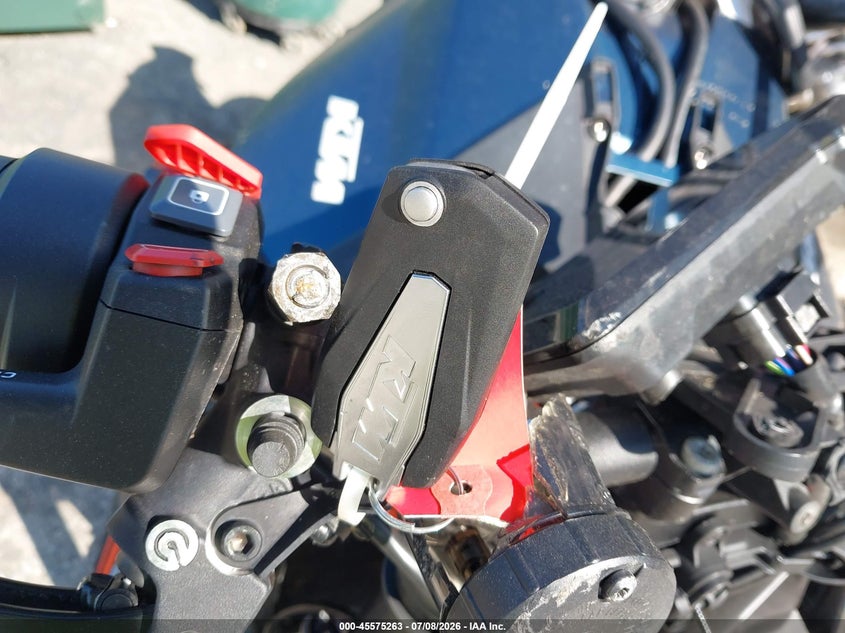 2022 Ktm 1290 Super Duke R VIN: VBKV39407NM955761 Lot: 45575263
