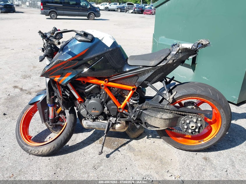 2022 Ktm 1290 Super Duke R VIN: VBKV39407NM955761 Lot: 45575263