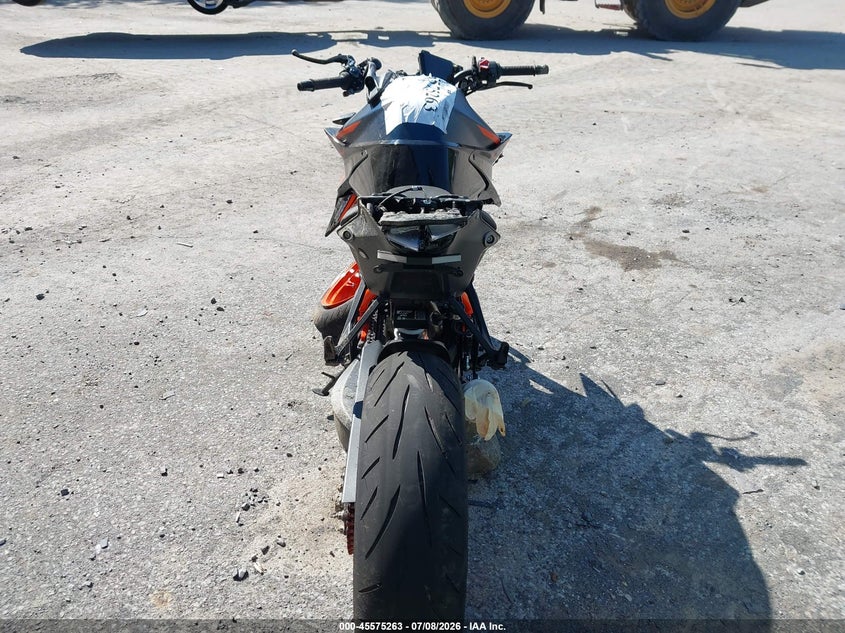 2022 Ktm 1290 Super Duke R VIN: VBKV39407NM955761 Lot: 45575263