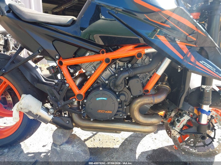2022 Ktm 1290 Super Duke R VIN: VBKV39407NM955761 Lot: 45575263