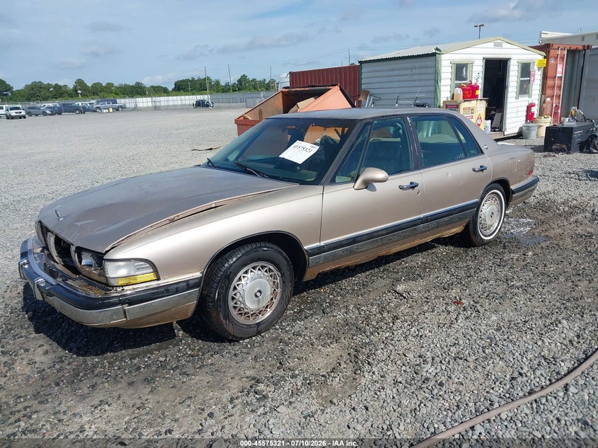 1992 Buick Park Avenue, Normal Wear & Tear, IAAI, VIN 1G4CW53L4N1666631 — photo 2