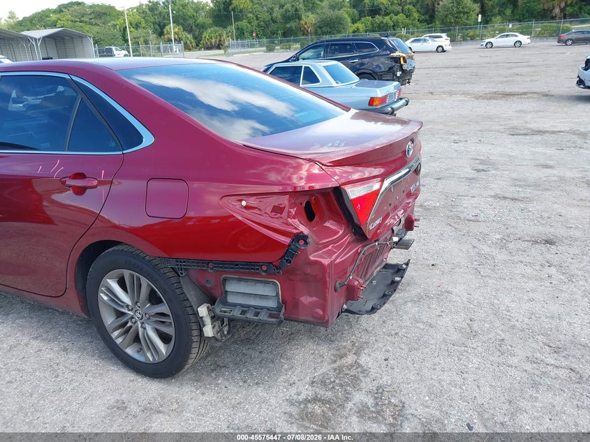 2015 TOYOTA CAMRY HYBRID auction photo 6