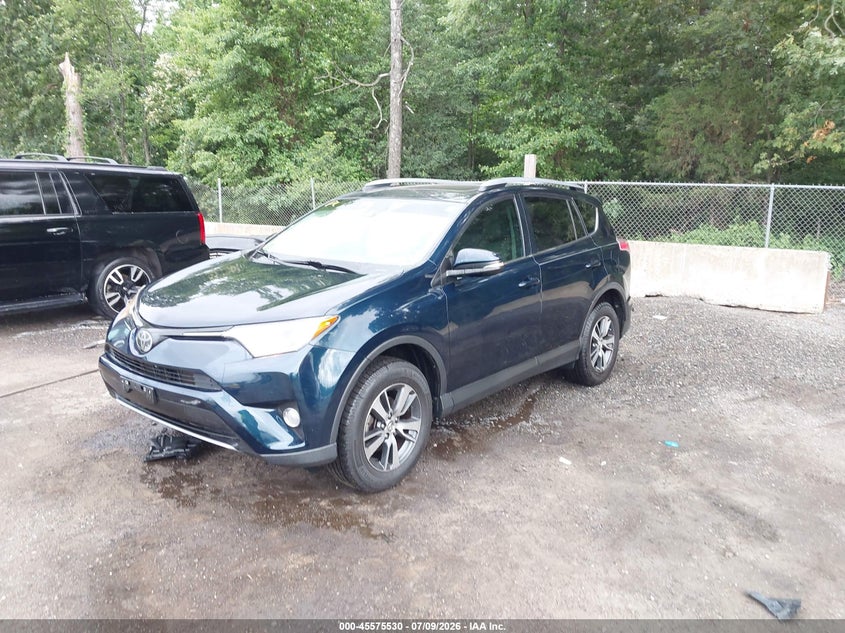 2018 Toyota RAV 4, Rear, IAAI, VIN JTMWFREV8JJ732910 — photo 2