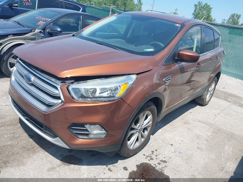 2017 Ford Escape, Удар спереди, IAAI, VIN 1FMCU0GDXHUC77278 — фото 2