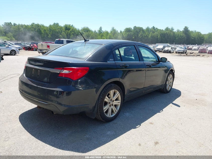 2013 CHRYSLER 200 — zdjęcie 4