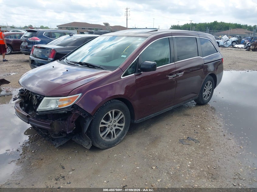 2013 Honda Odyssey, Удар спереду, IAAI, VIN 5FNRL5H65DB082884 — фото 2