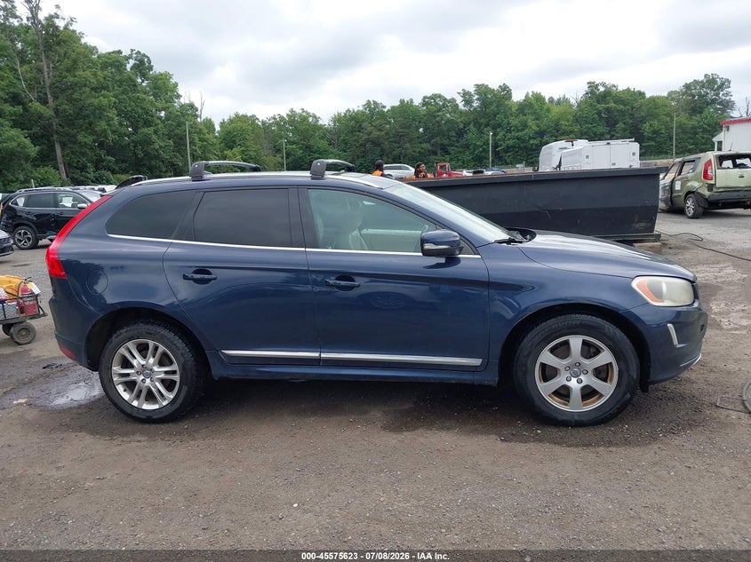 2014 Volvo Xc60 3.2 Platinum VIN: YV4940DZ6E2538845 Lot: 45575623