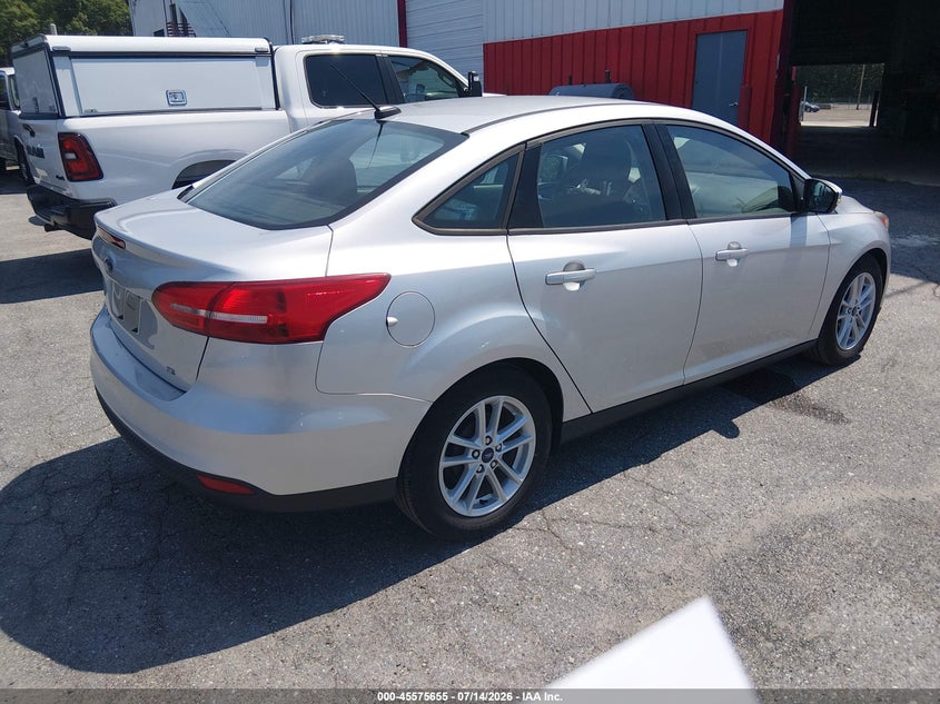 Vin: 1fadp3f27hl320326, lot: 46074008, ford focus se 20174