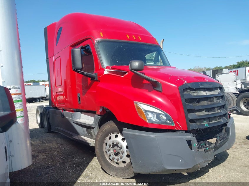 2020 FREIGHTLINER NEW CASCADIA 126 auction photo 1