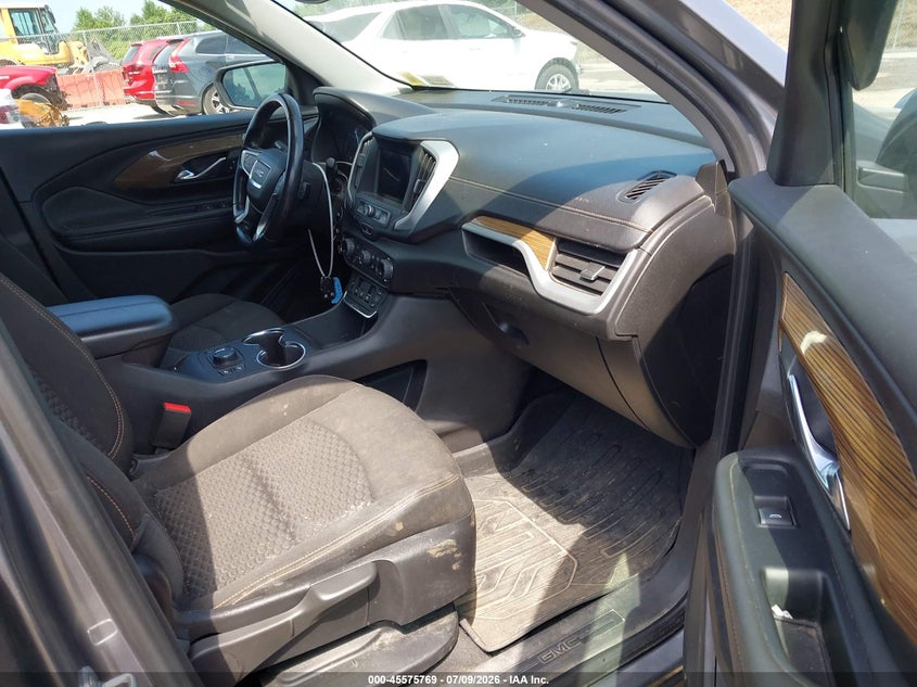 2019 GMC TERRAIN auction photo 5