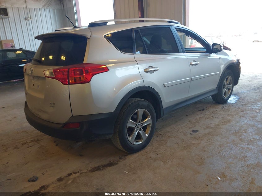 2015 TOYOTA RAV4 auction photo 4