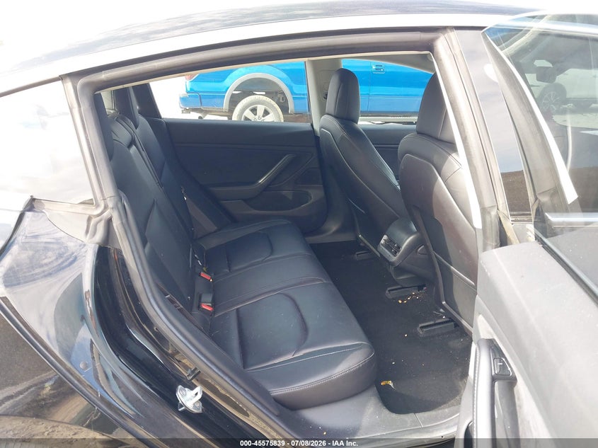 2018 TESLA MODEL 3 auction photo 8