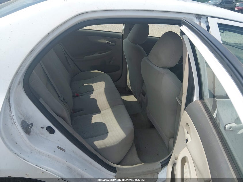 2010 TOYOTA COROLLA auction photo 8