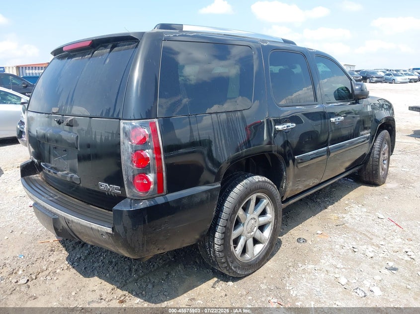 2007 GMC YUKON DENALI auction photo 4