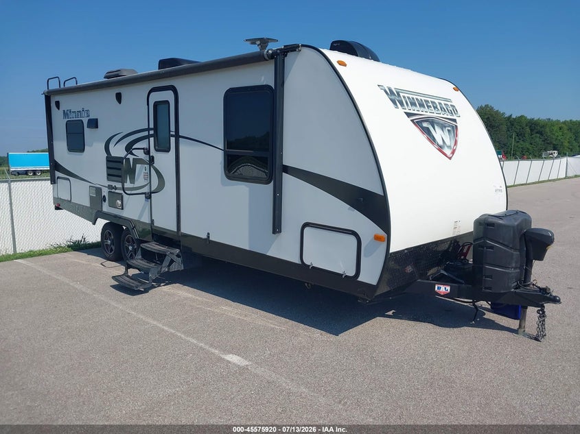 2017 WINNEBAGO MINNIE M-2500RL auction photo 1