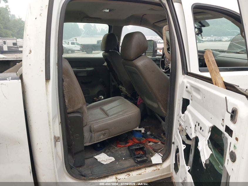 2014 GMC SIERRA 3500HD auction photo 8