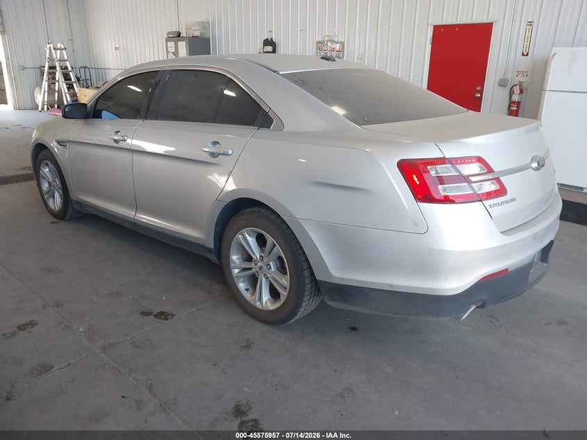 2018 FORD TAURUS auction photo 3