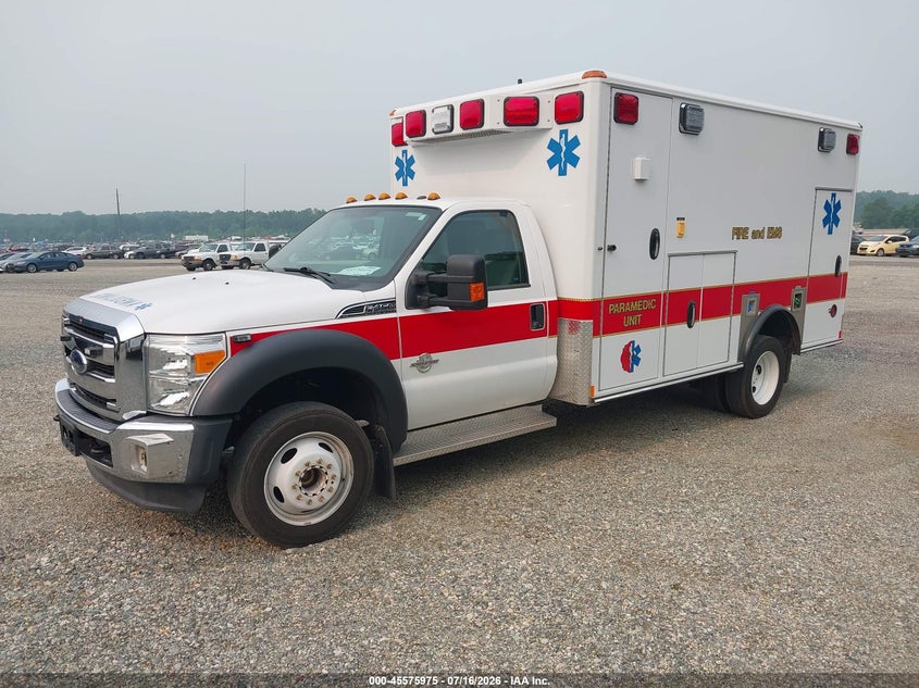 2016 FORD F-450 CHASSIS auction photo 2