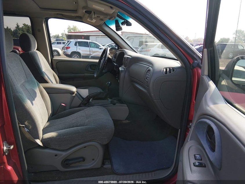 2004 Chevrolet Trailblazer VIN: LOT-1-45575989 Lot: 45575989