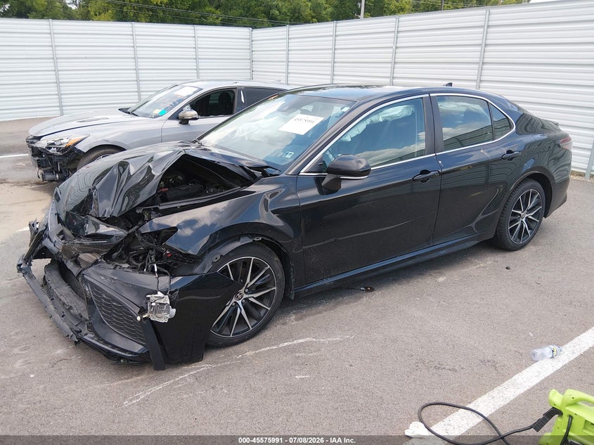 2022 Toyota Camry, Front End, IAAI, VIN 4T1G11AK2NU679458 — photo 2