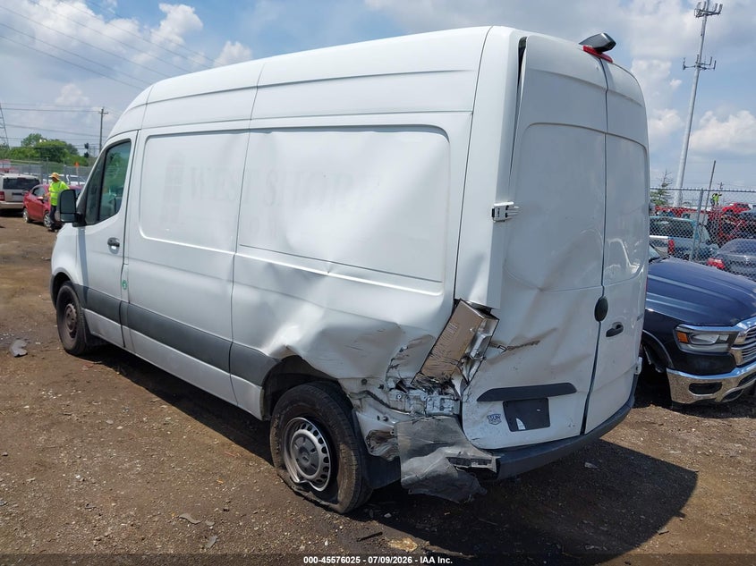 2021 MERCEDES-BENZ SPRINTER 2500 auction photo 3