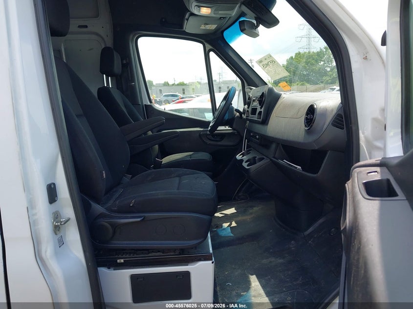 2021 MERCEDES-BENZ SPRINTER 2500 auction photo 5