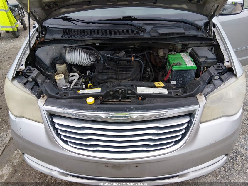 2011 Chrysler Town & Country Touring-L VIN: 2A4RR8DG3BR779884 Lot: 45576047
