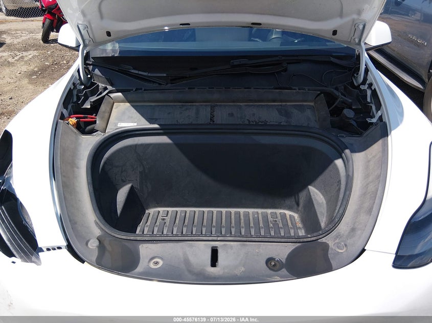 2021 Tesla Model Y Long Range Dual Motor All-Wheel Drive VIN: 5YJYGDEE5MF244891 Lot: 45576139