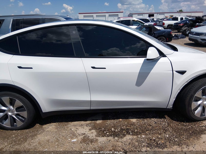2021 Tesla Model Y Long Range Dual Motor All-Wheel Drive VIN: 5YJYGDEE5MF244891 Lot: 45576139