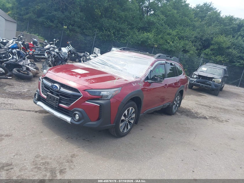 2024 SUBARU OUTBACK auction photo 2