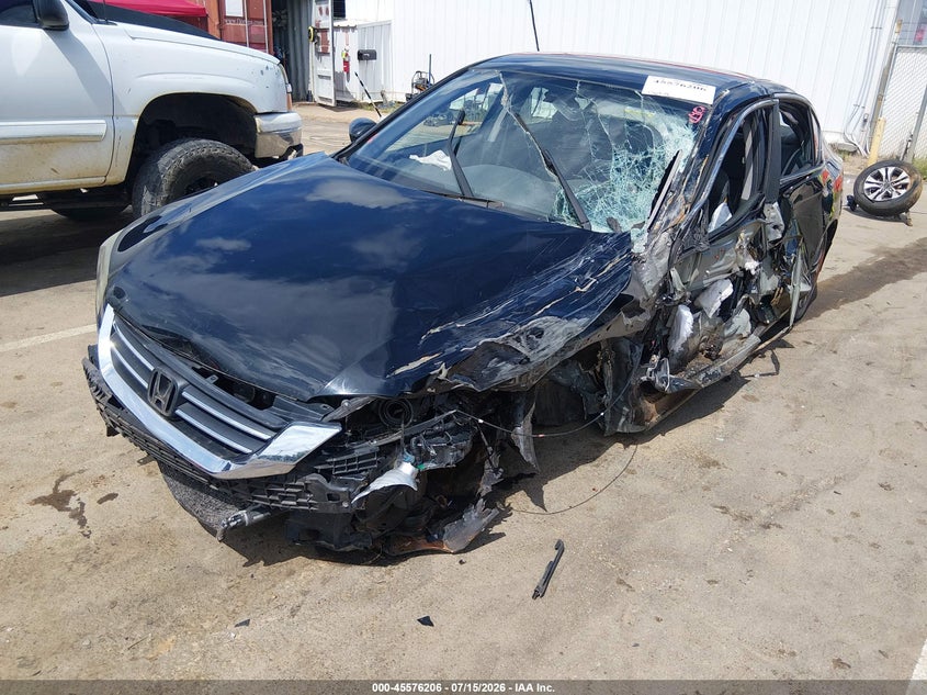 2014 HONDA ACCORD auction photo 2