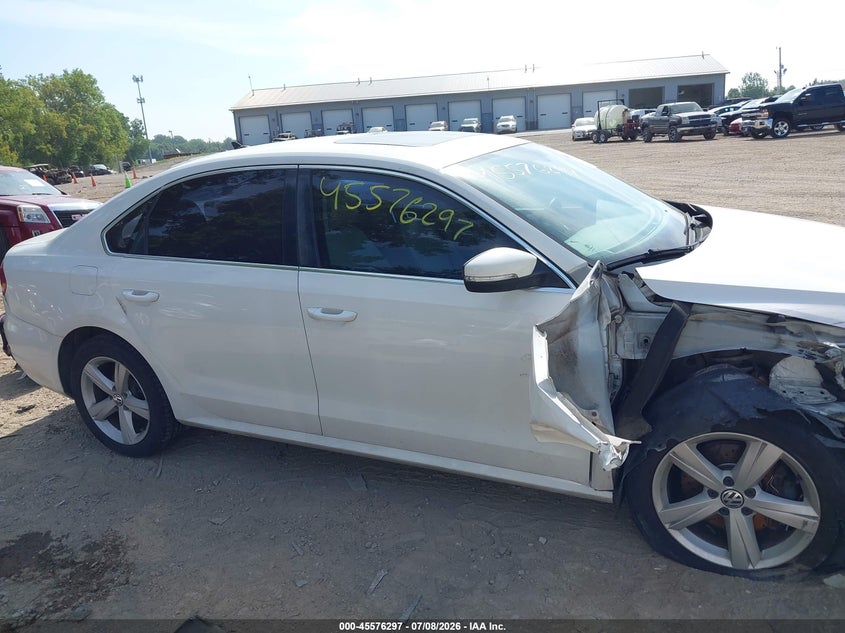 2013 Volkswagen Passat 2.5L Se VIN: 1VWBH7A34DC071075 Lot: 45576297
