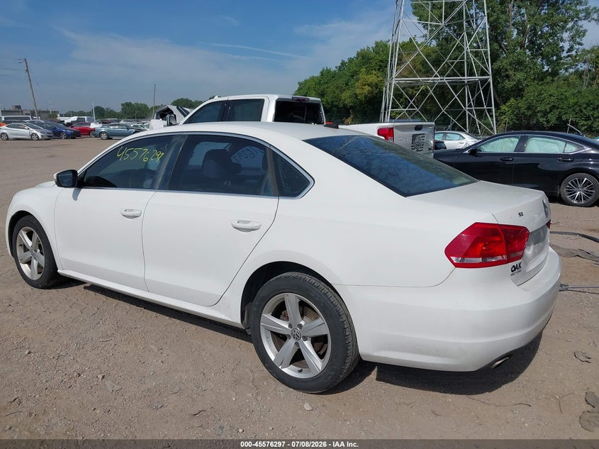 2013 VOLKSWAGEN PASSAT auction photo 3