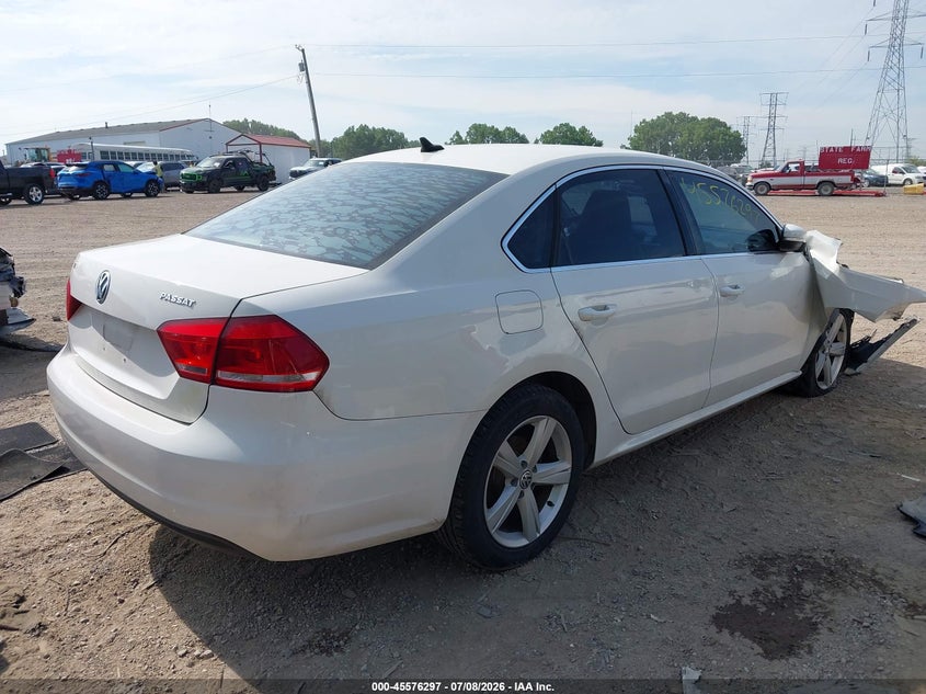 2013 VOLKSWAGEN PASSAT auction photo 4