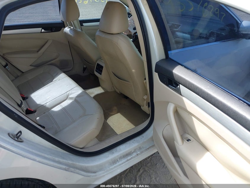 2013 VOLKSWAGEN PASSAT auction photo 8