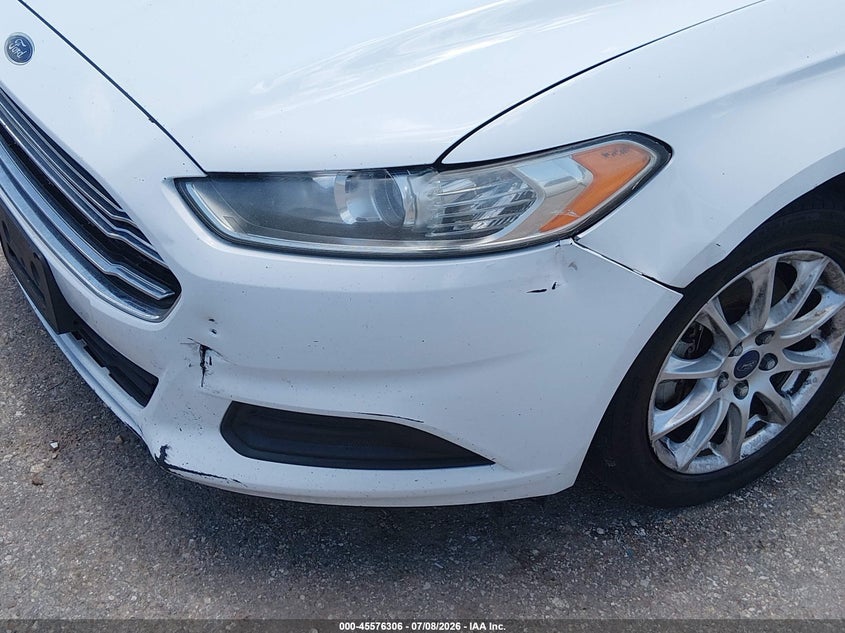 2015 FORD FUSION auction photo 6