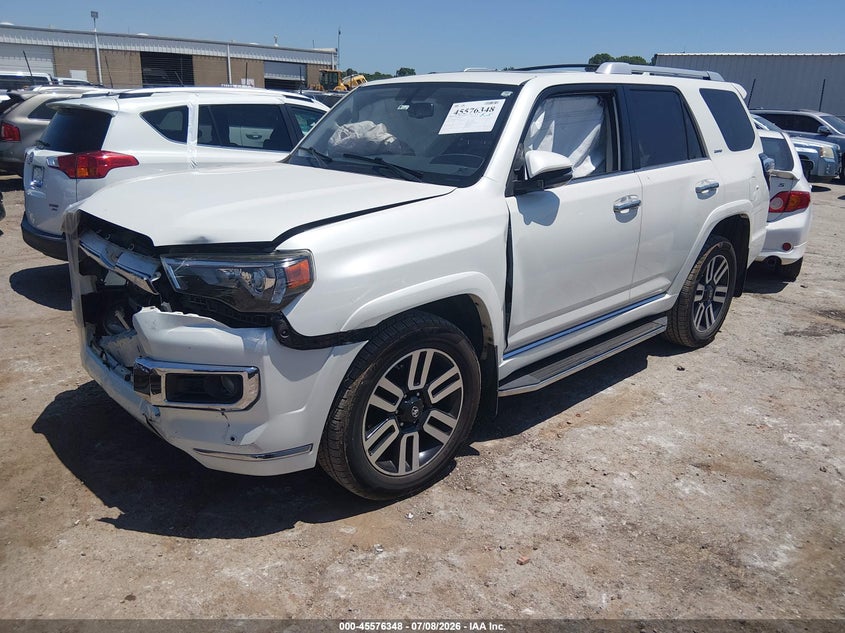 2018 Toyota 4Runner, Front End, IAAI, VIN JTEBU5JR5J5585729 — photo 2